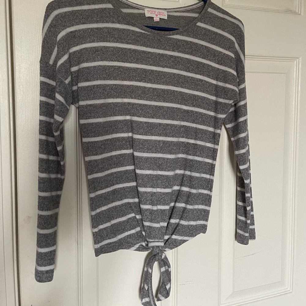 STRIPED GREY LONG SLEEVE SHIRT